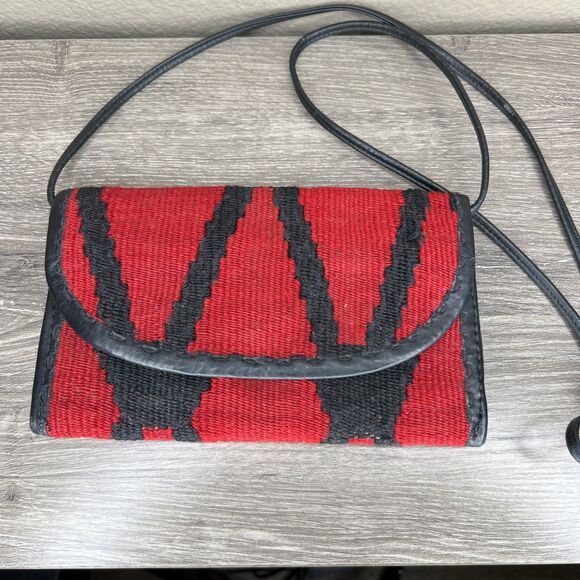 Harold's Kilim Style Crossbody Bag Wallet Woven Red Black Hippie Boho Southwest - Picture 1 of 9